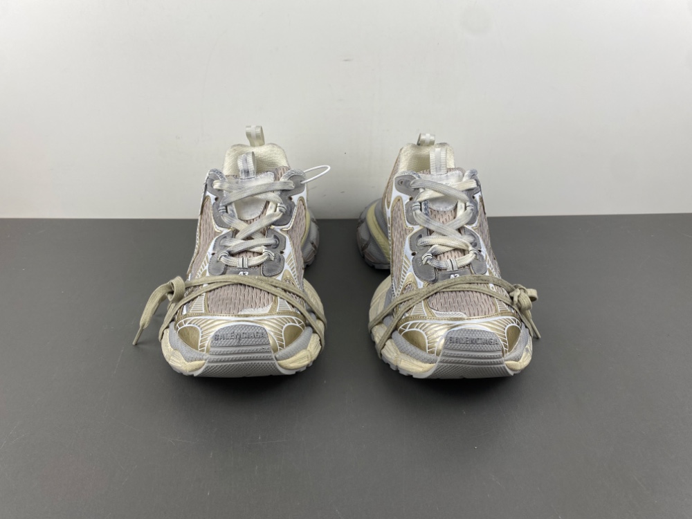 Balenciaga 3XL Off White