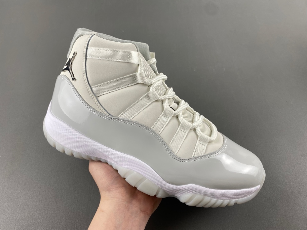 Nike Air Jordan 11 Retro "Grand Finale" AR0715-110
