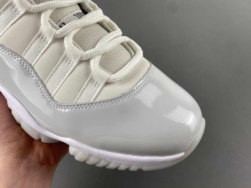 Nike Air Jordan 11 Retro "Grand Finale" AR0715-110