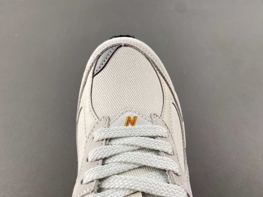 New Balance NB 2002 M2002REC