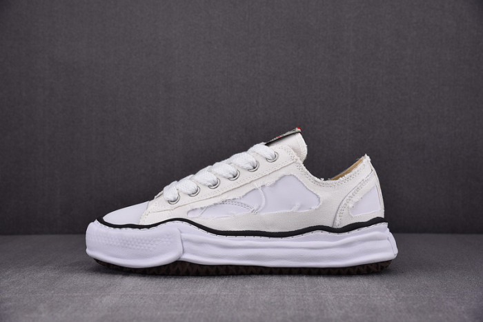 Maison Mihara Yasuhiro Low-Top Sneakers MMY-041