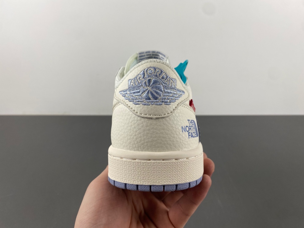 Travis Scott x Air Jordan 1 Low