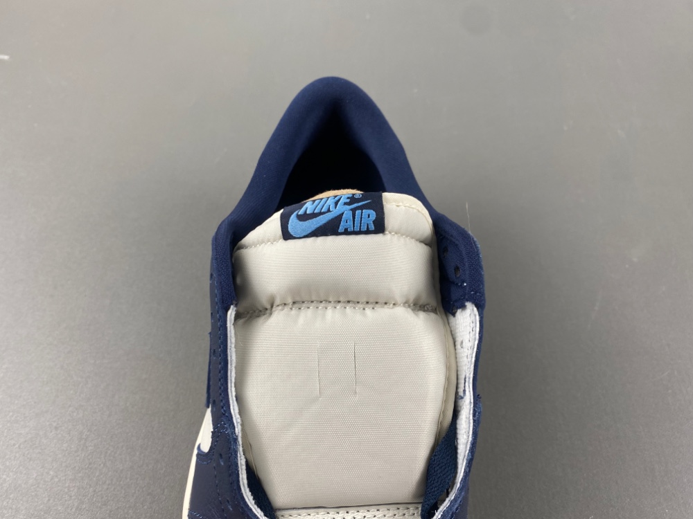 Air Jordan 1 Low R CZ0790-400