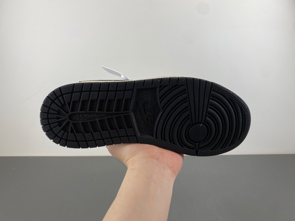 Travis Scott x Fragment Design x Air Jordan 1 Low OG SP AJ1 Su7-Ultru