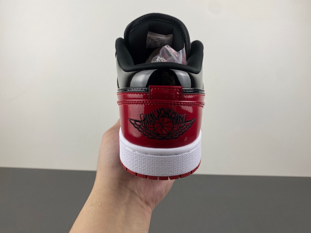 Air Jordan 1 Low
