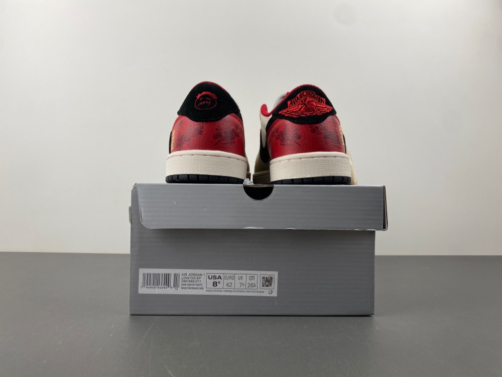 Travis Scott x Fragment Design x Air Jordan 1 Low OG SP AJ1