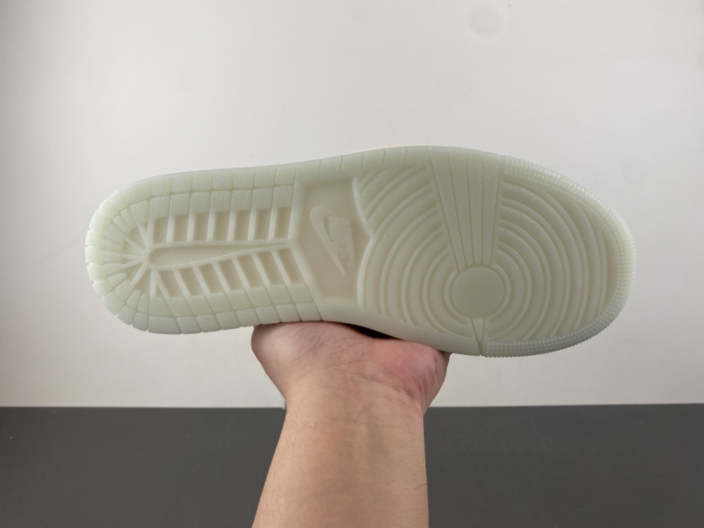 Air Jordan 1 Retro Low "CNY" HF3144-100