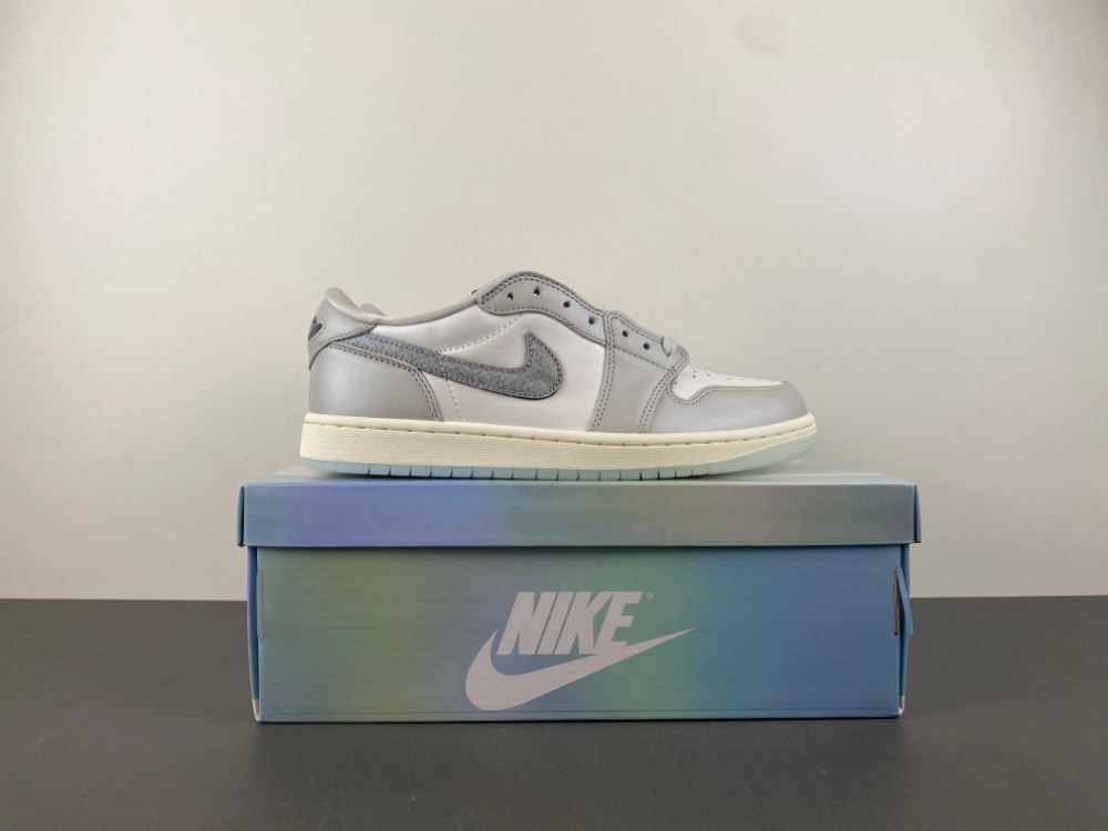 Air Jordan 1 Retro Low "CNY" HF3144-100