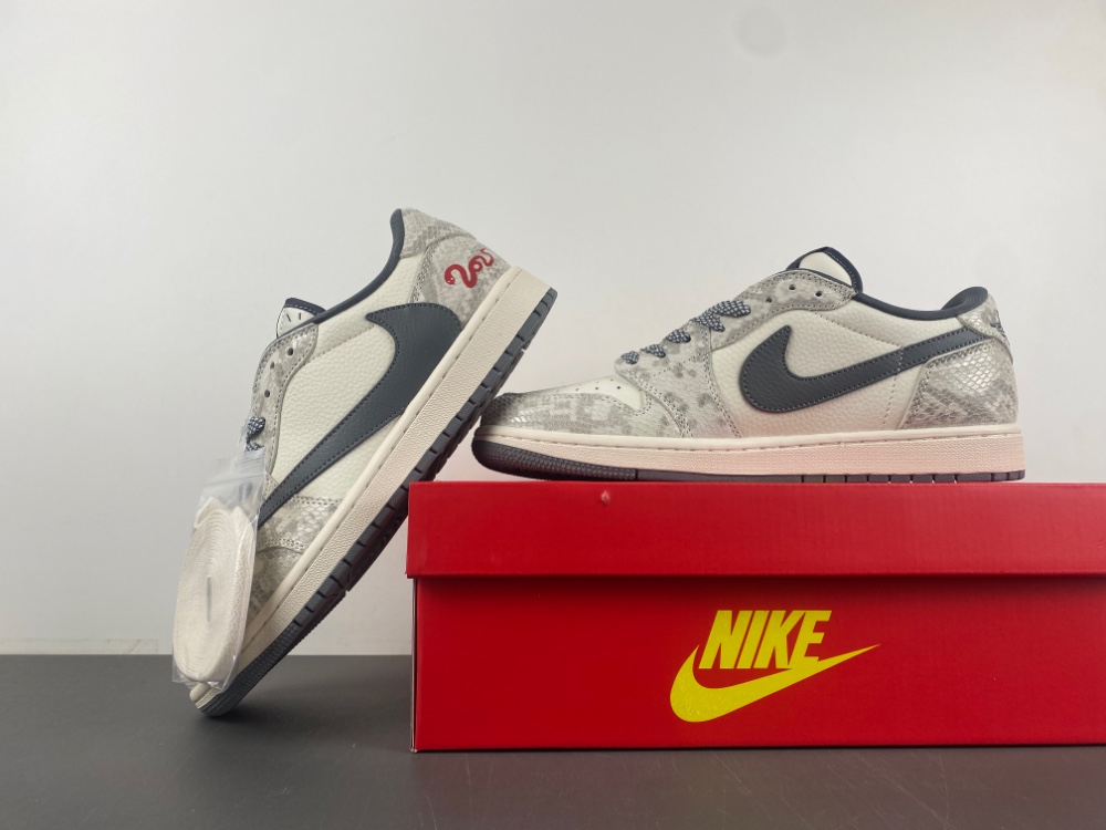 Travis Scott x Fragment Design x Jordan Air Jordan 1 Low OG SP