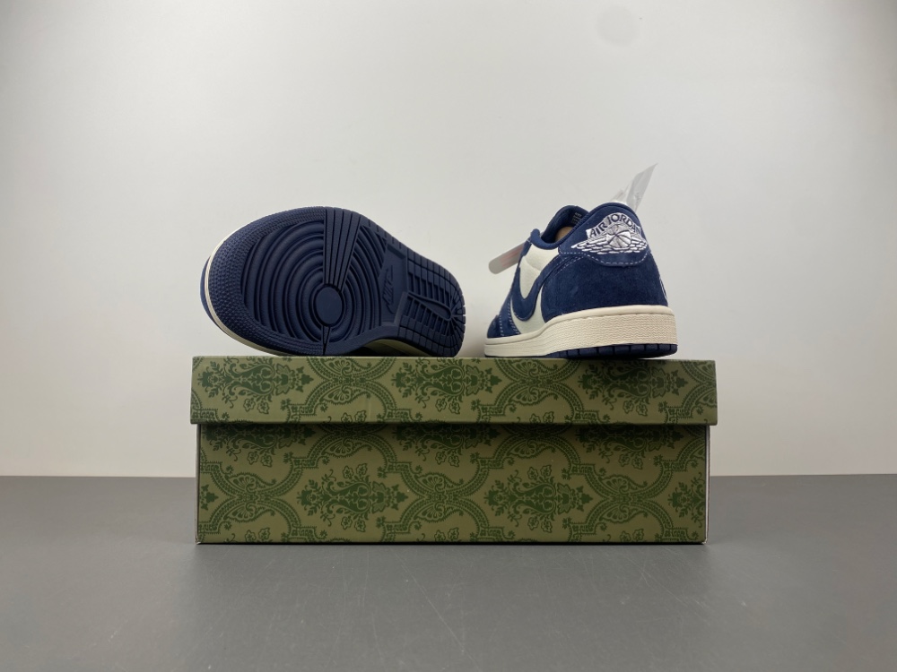 TS x Air Jordan AJ1 Low x GUCCI