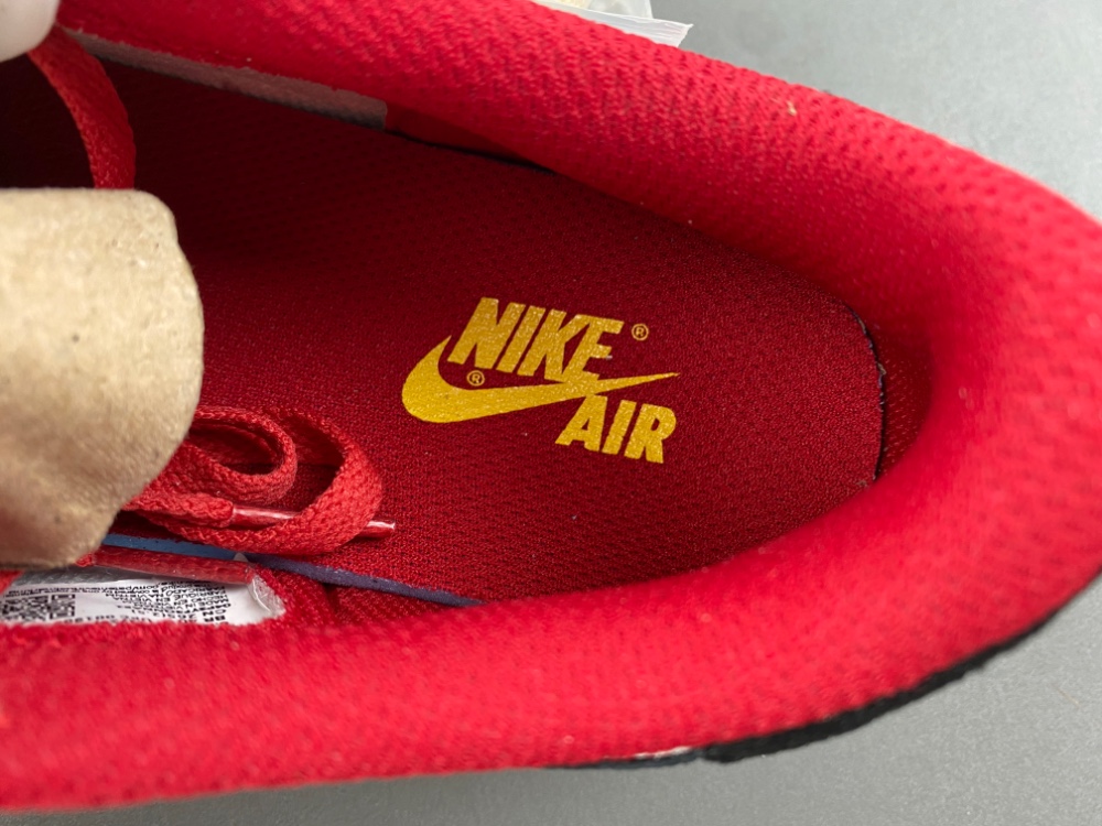 Travis Scott x Fragment Design x Air Jordan 1 Low OG SP AJ1