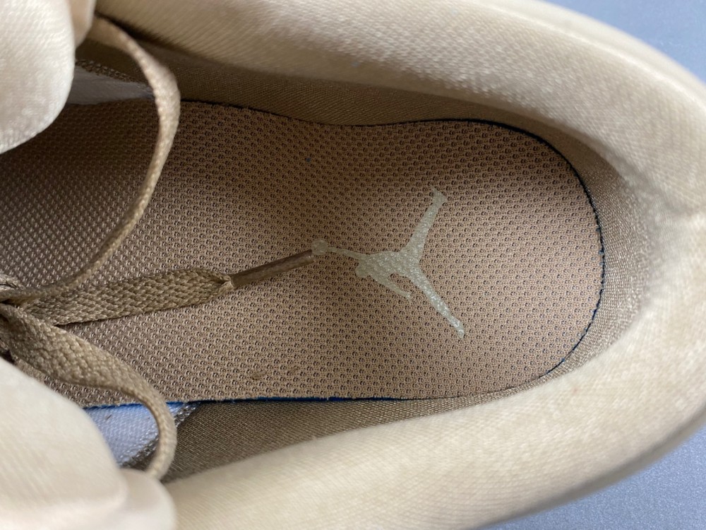 Air Jordan 1 Low “Desert Camo”