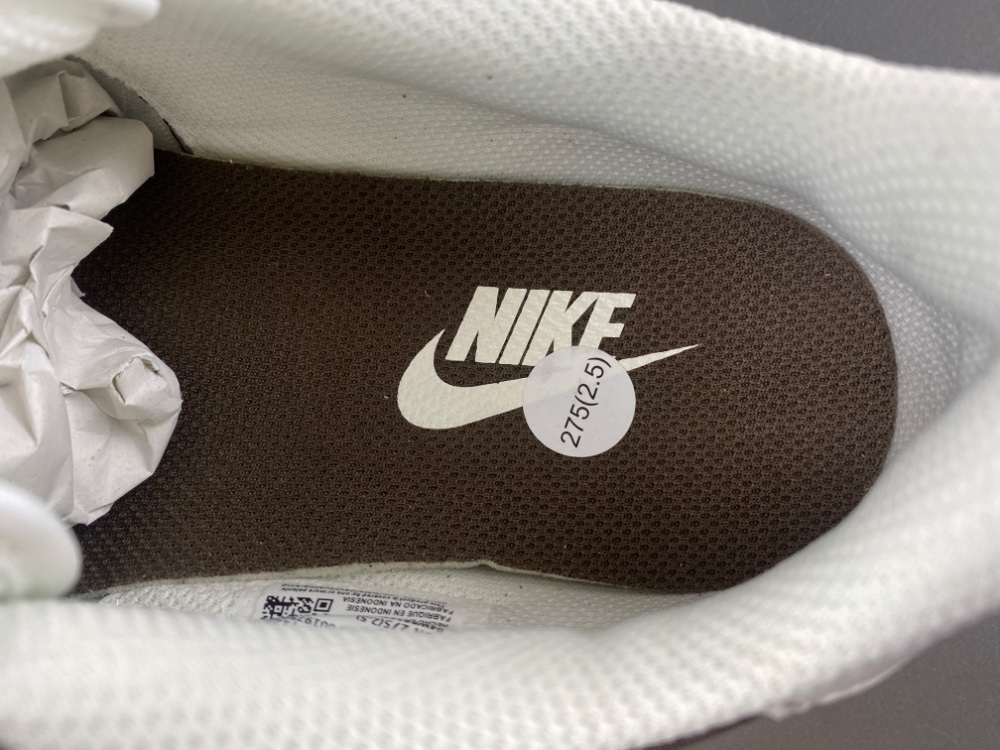 Nike Cortez WMNS “Baroque Brown”  DZ2795-200