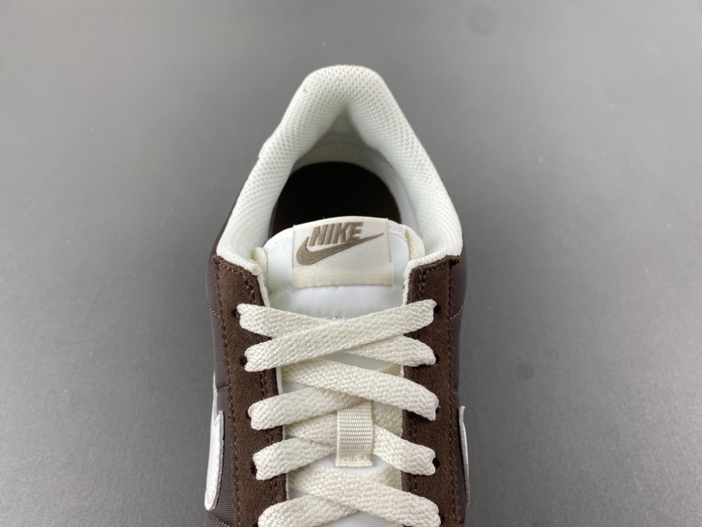 Nike Cortez WMNS “Baroque Brown”  DZ2795-200