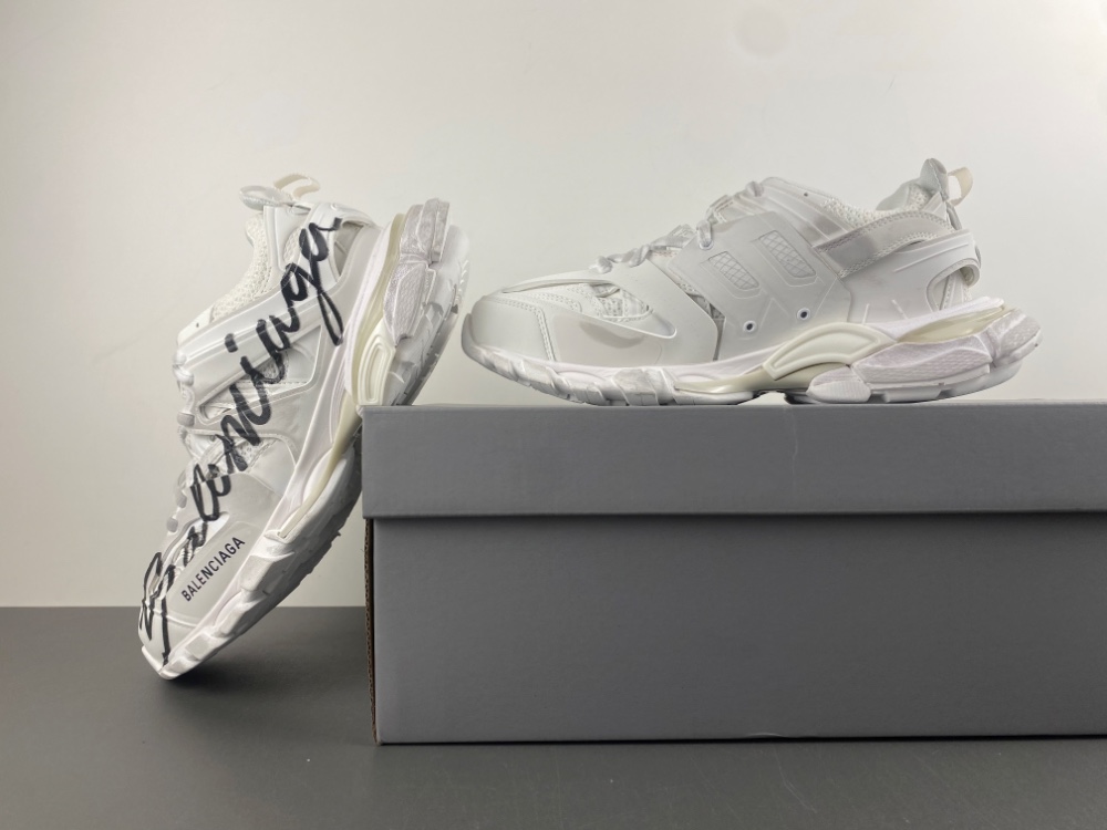 Balenciaga Track 3.0 825417 WDTSC 1000