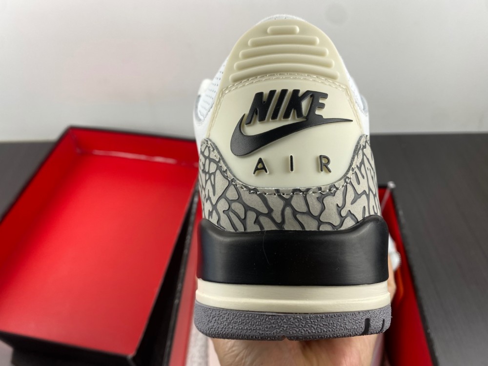 AIR JORDAN DM0967-100