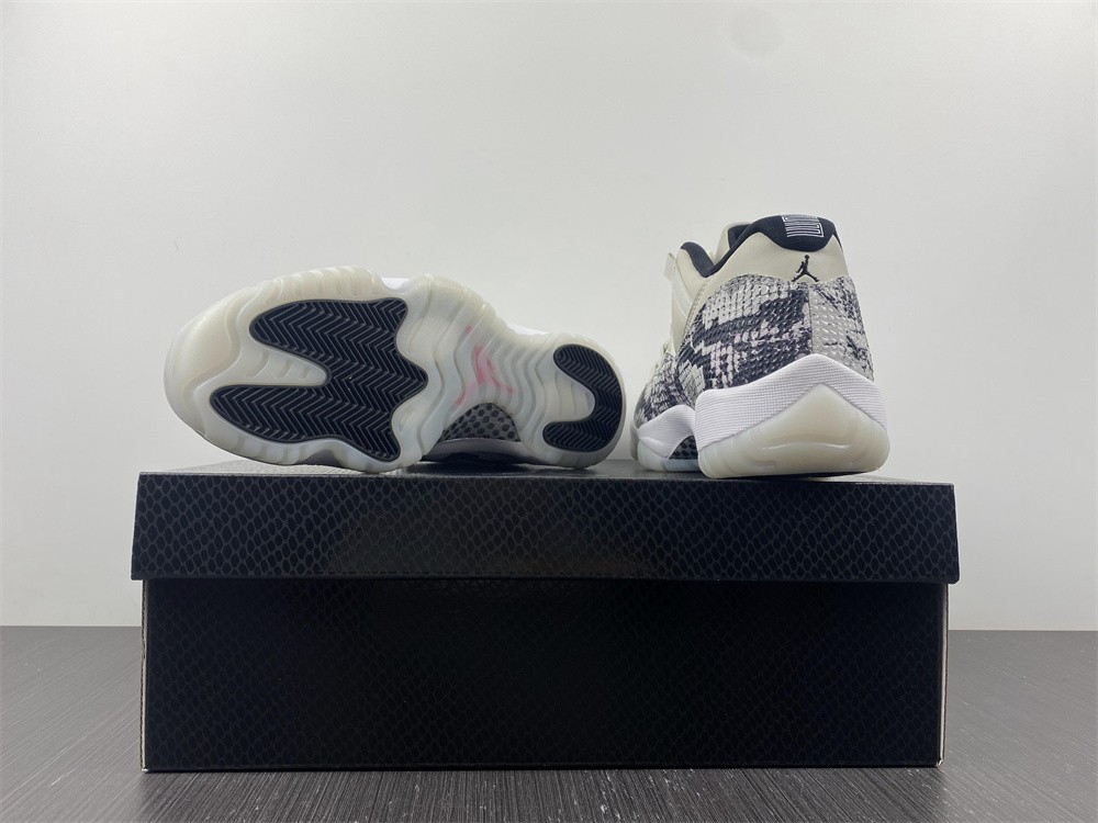 Air Jordan 11 Low CD6846-002