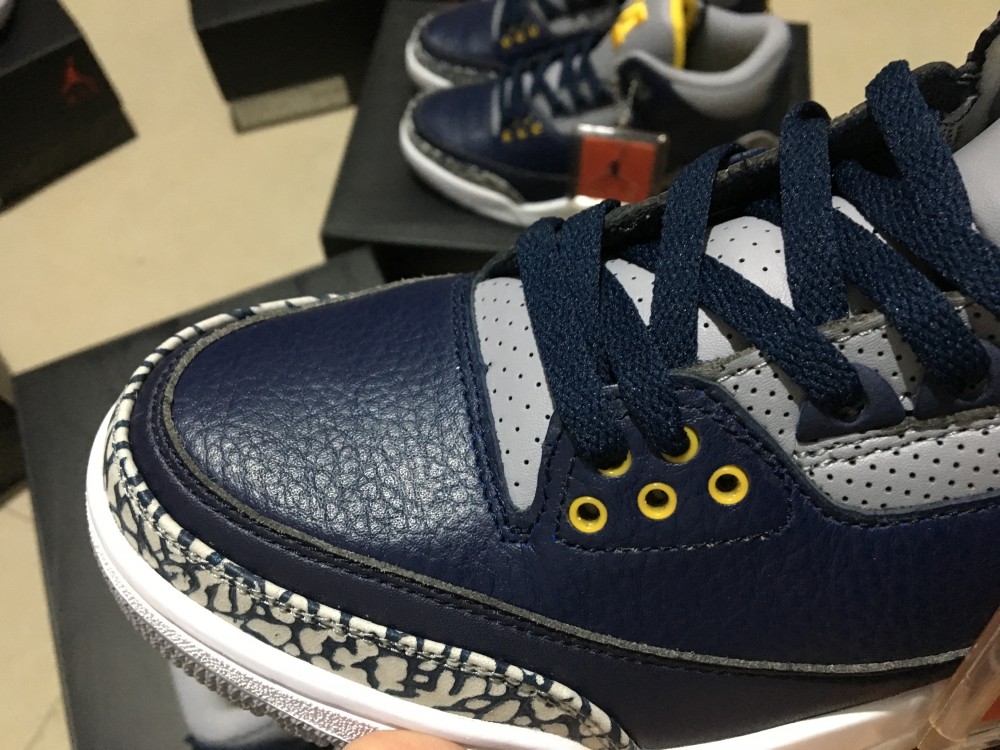 Air Jordan 3 AJ 3-820064