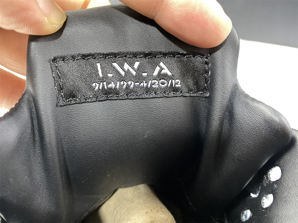 Air Jordan 5 AJ5 633068-010