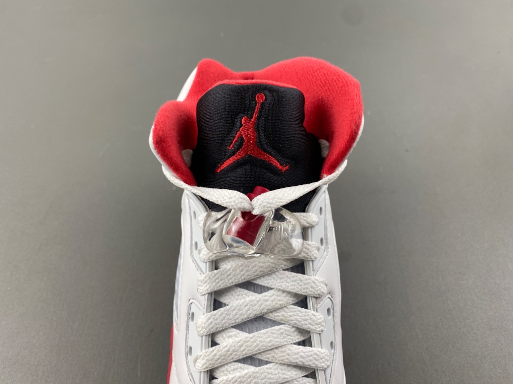 Air Jordan 5 “Fire Red Black Tongue”GS HQ7980-101