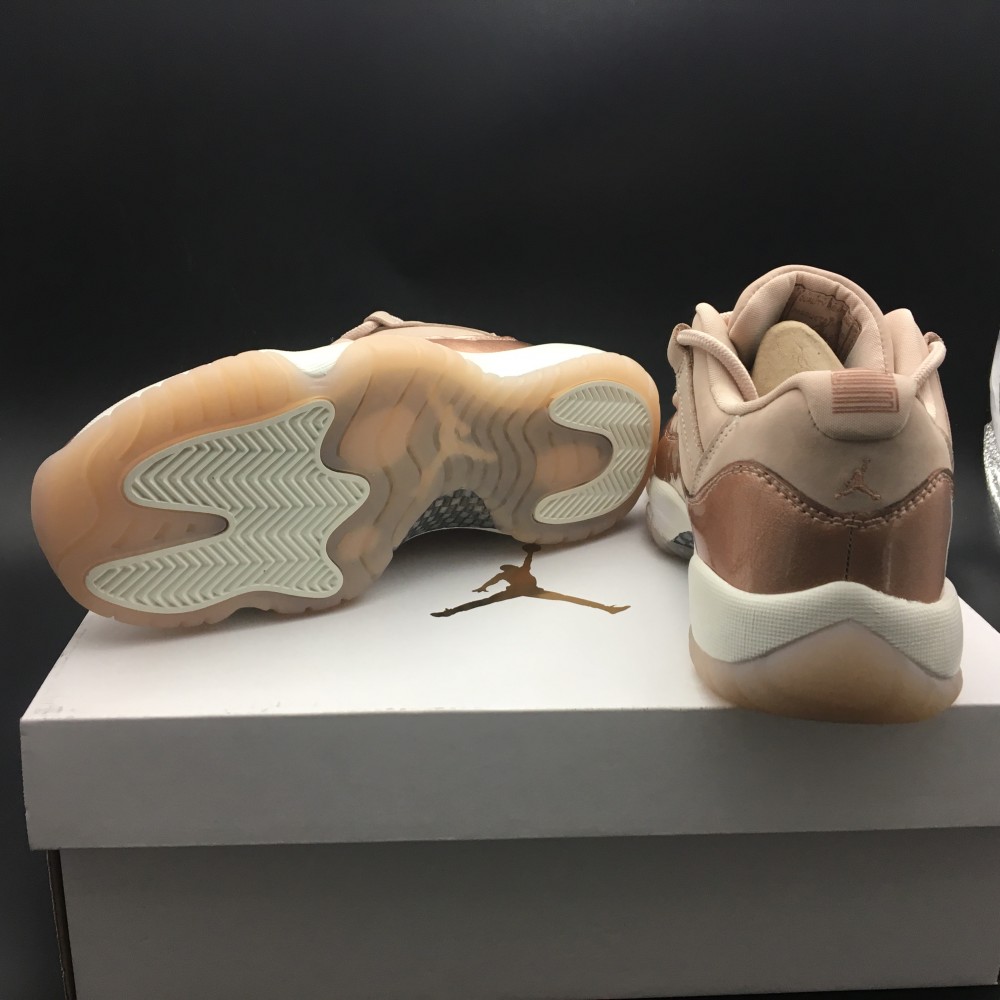 Air Jordan 11 Low GS “Rose Gold”AH7860-105