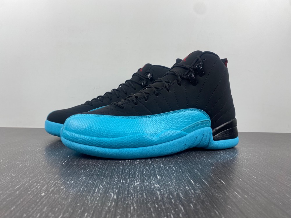 Air Jordan 12