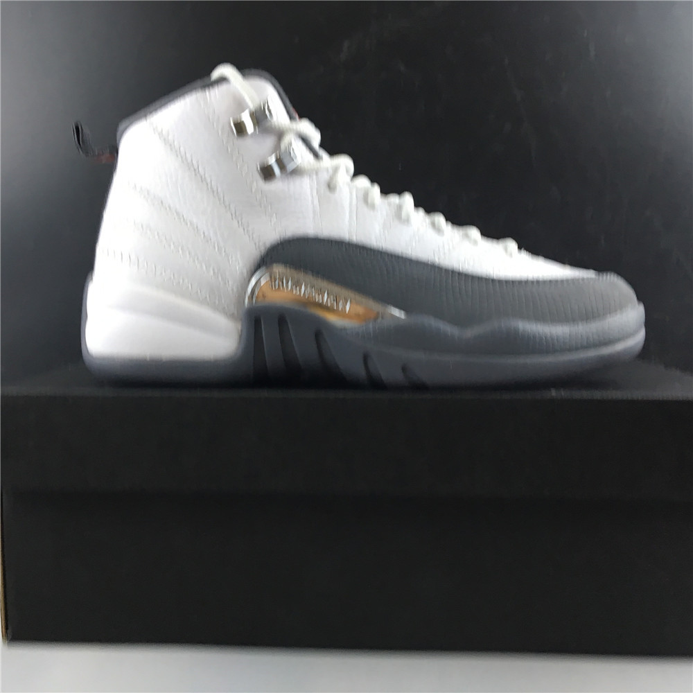 Air Jordan 12 130690-160