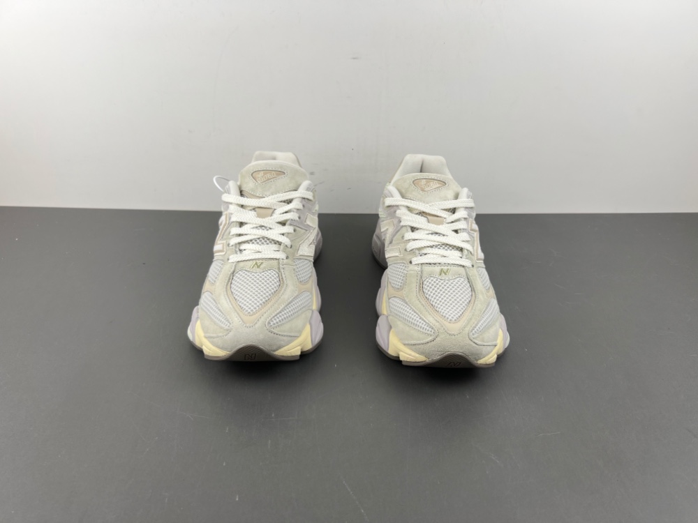 New Balance U9060EEP