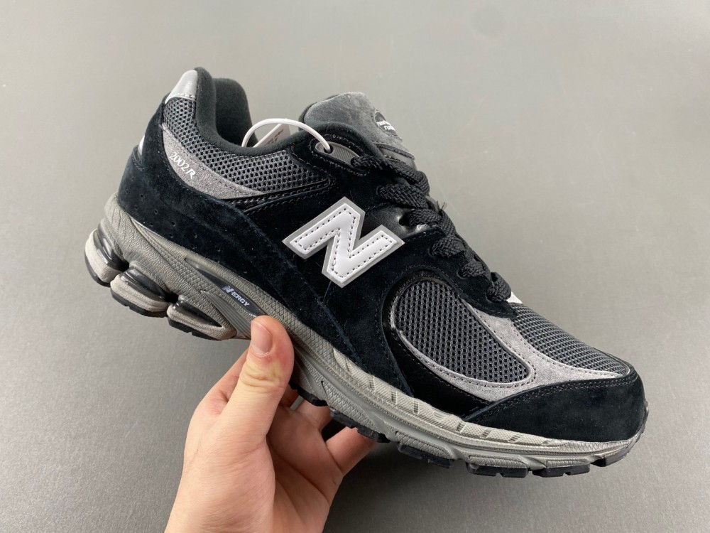new balance NB M2002RR1