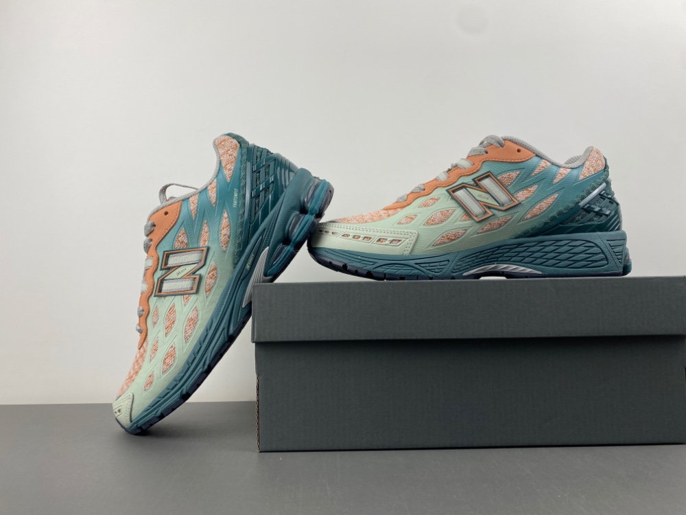 New Balance 1906 U1906WFB