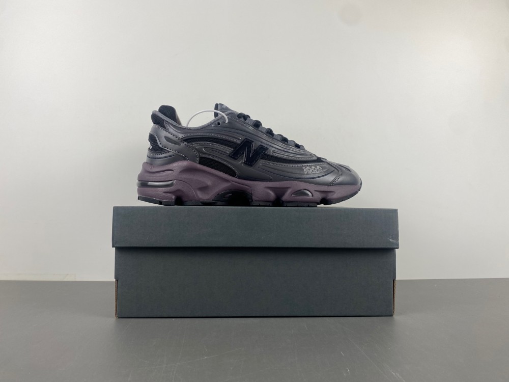 New New Balance M1000EB