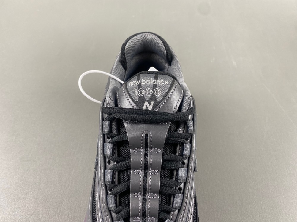 New New Balance M1000EB