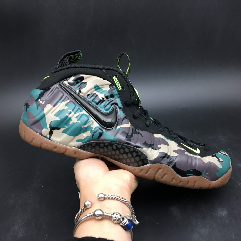 Nike Air Foamposite 587547-300