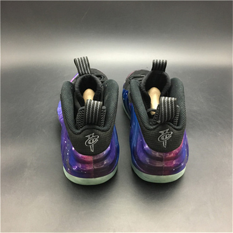 Nike Air Foamposite 521286-800