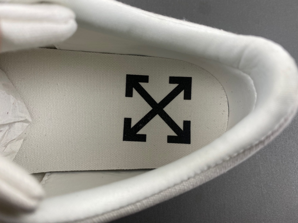OFF-WHITE Vulc Low White