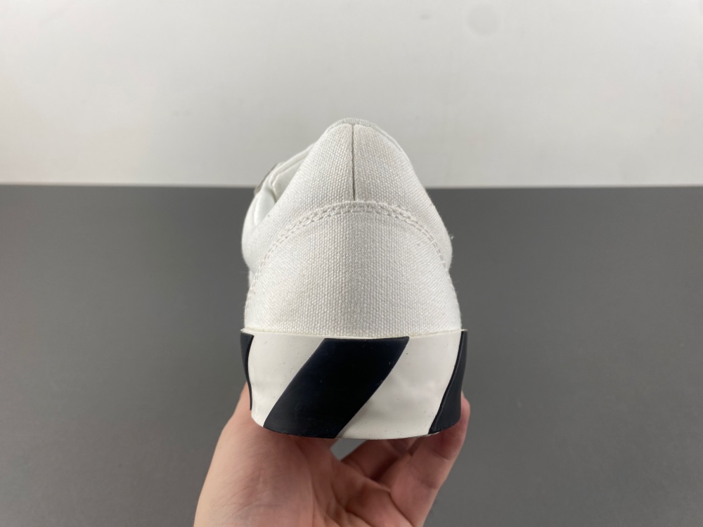 OFF-WHITE Vulc Low White