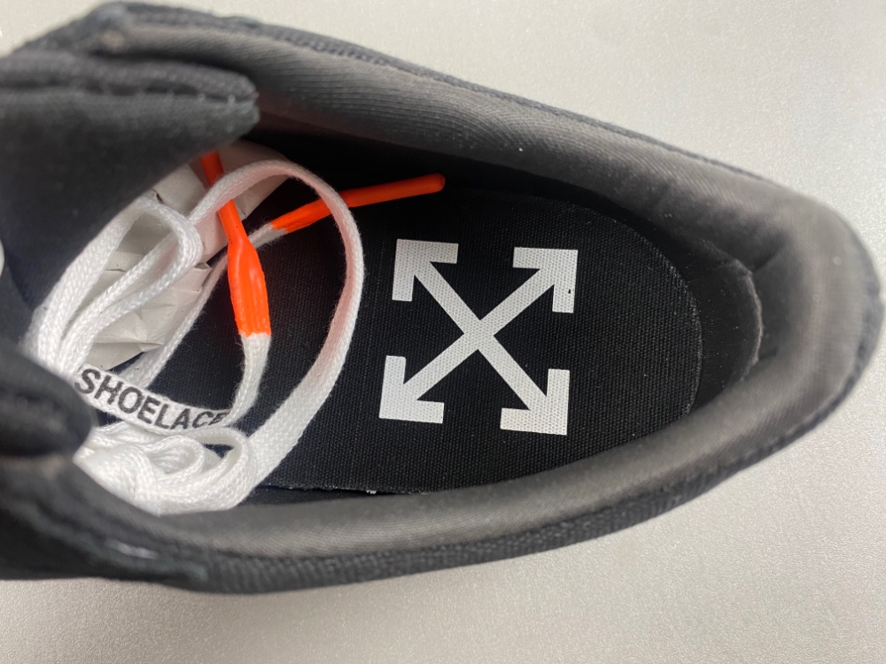 OFF-WHITE Vulc Low Updated Stripes Black