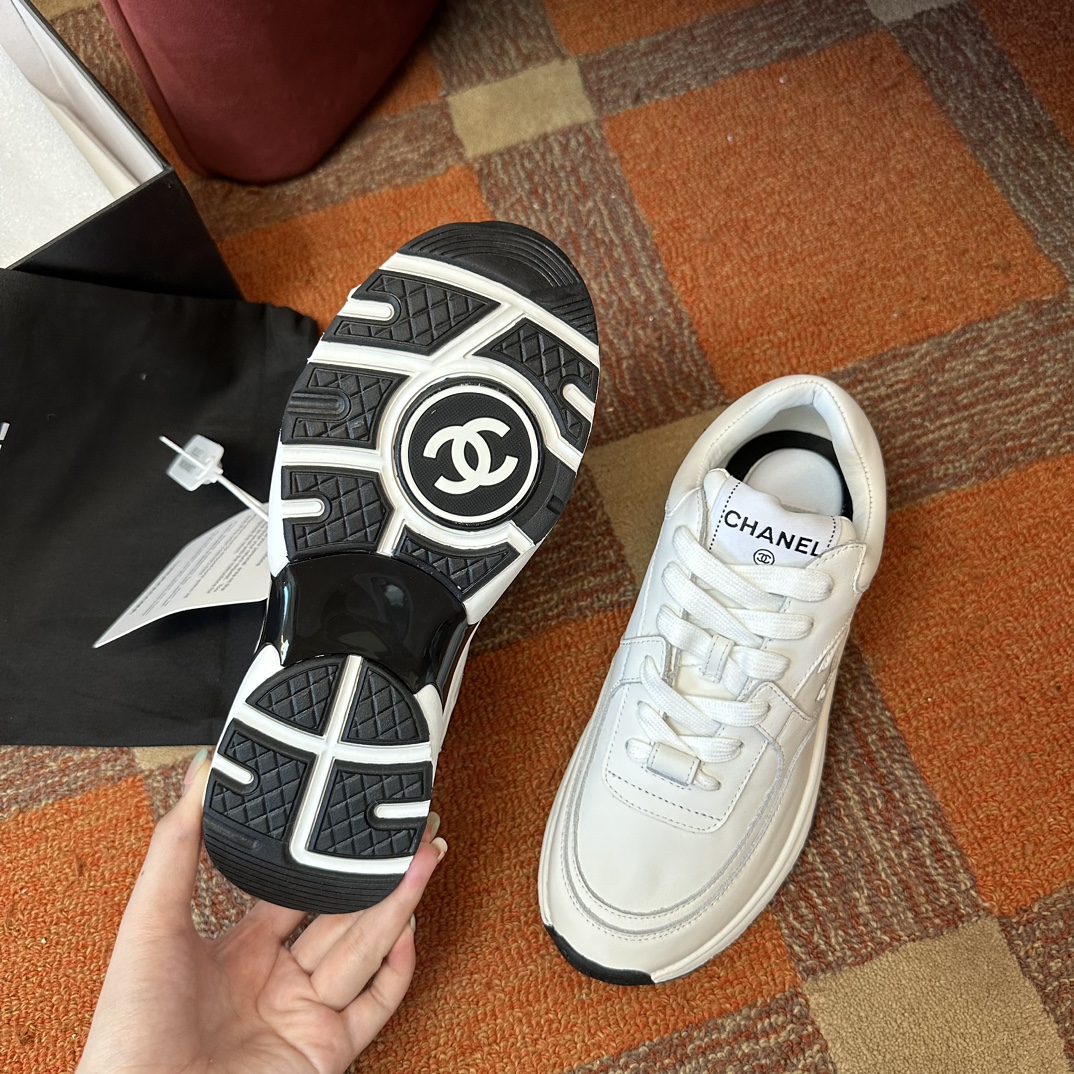 Chanel Trainer