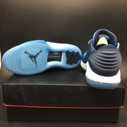 Air Jordan 32