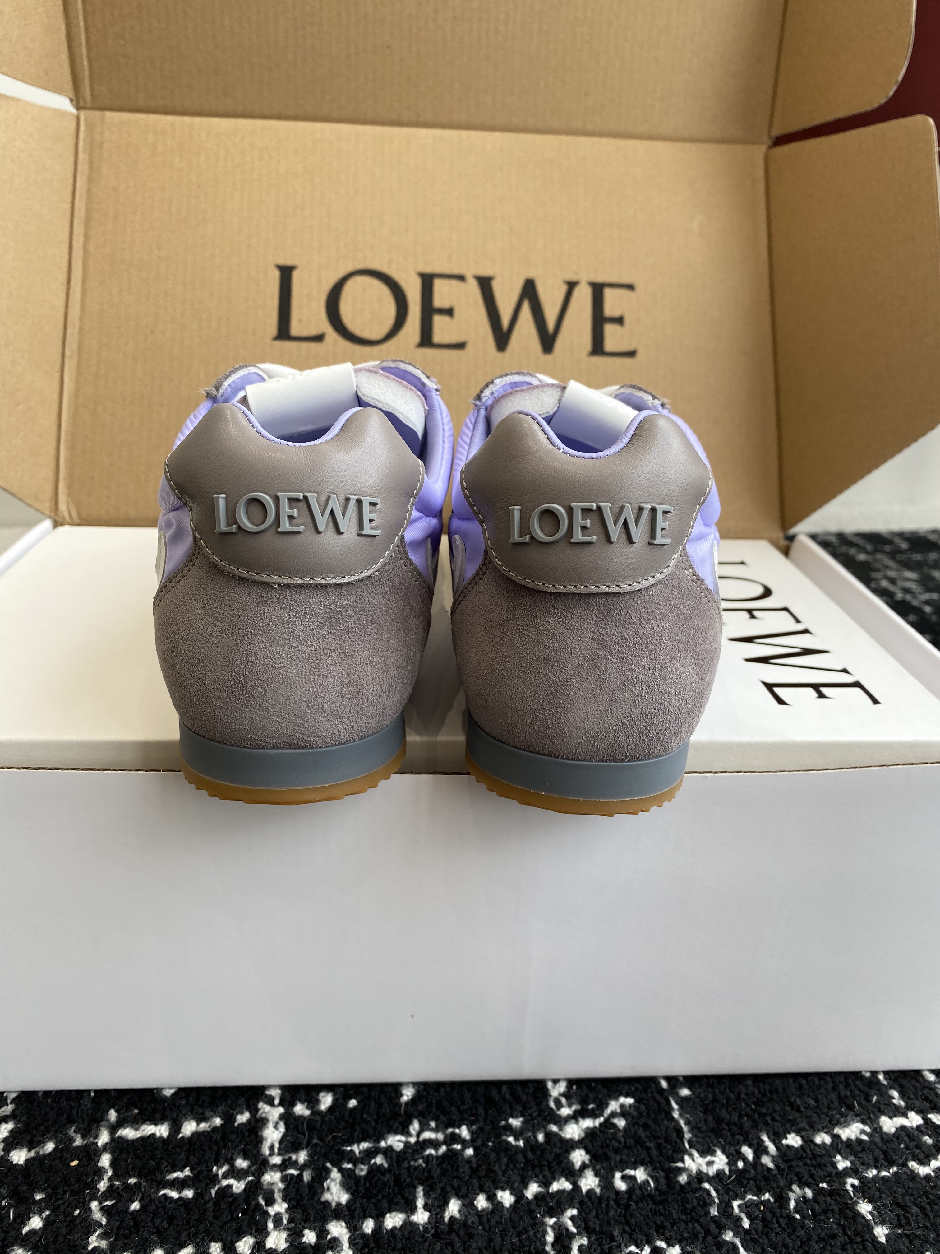 Loewe Sneakers