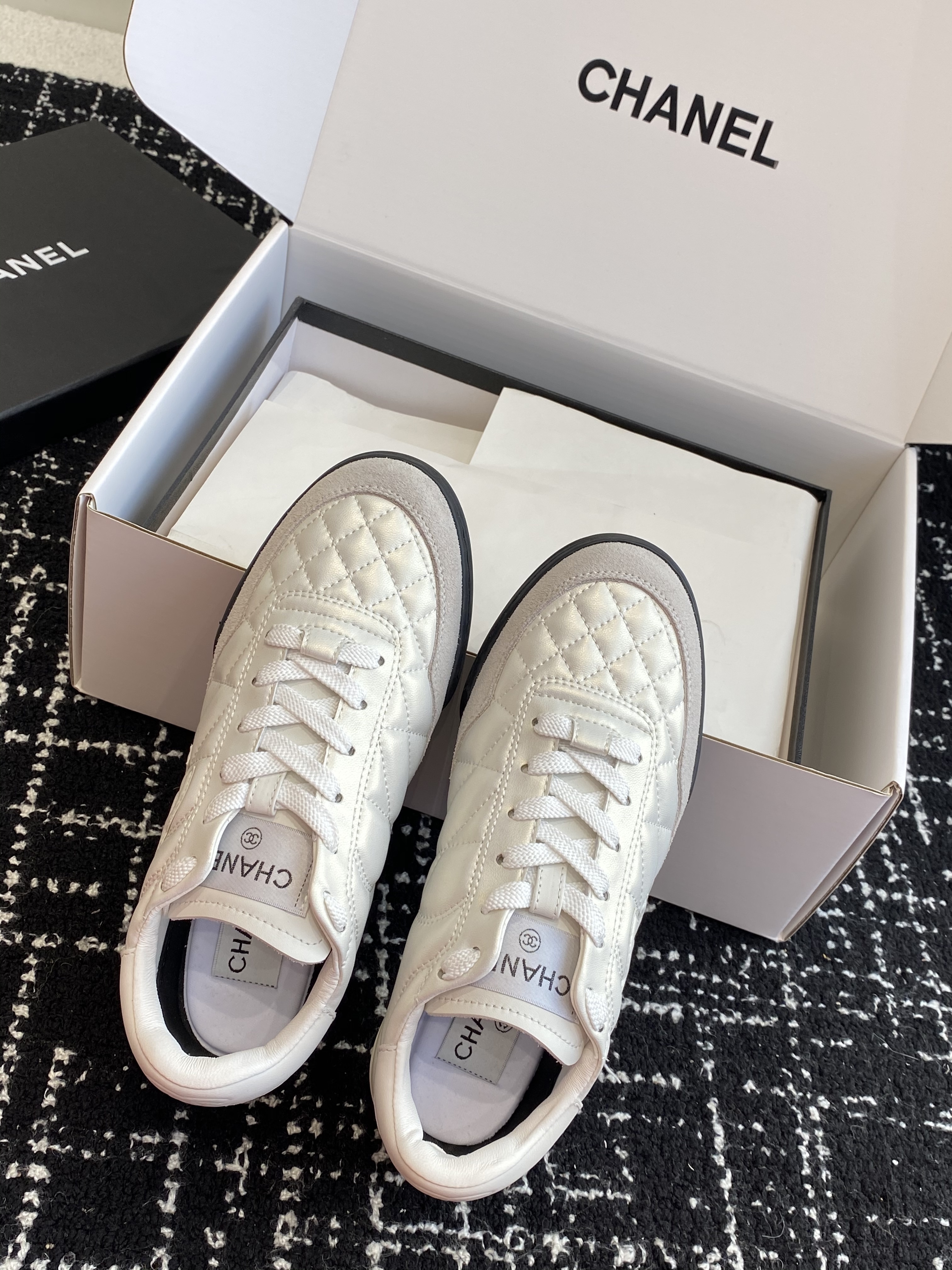 Chanel Trainer
