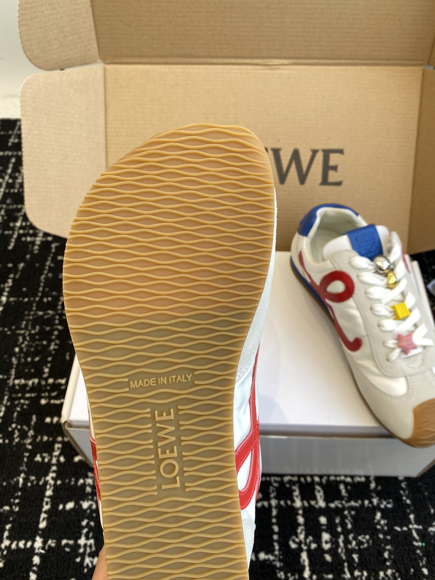 Loewe Sneakers