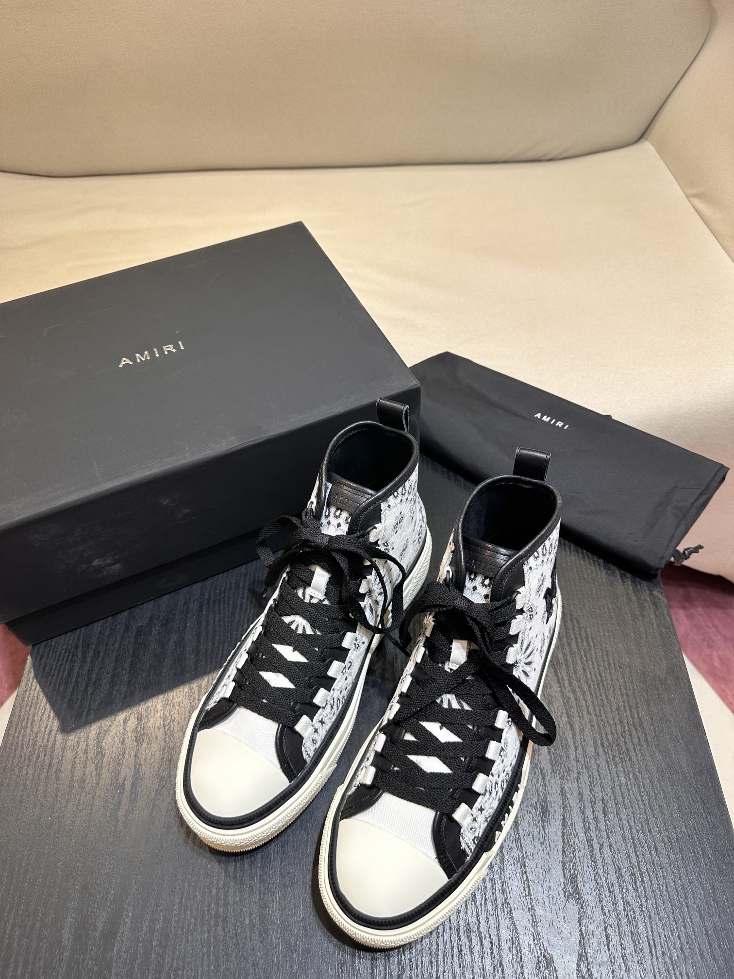 AMIRI SNEAKERS