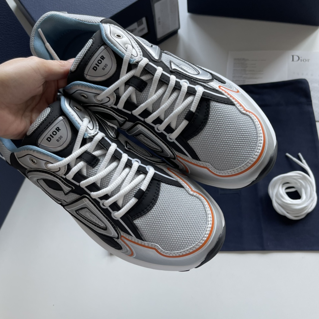 DIOR B30 SNEAKER