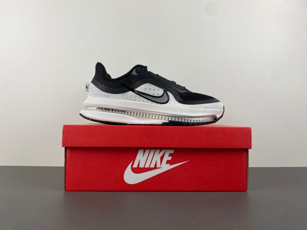 Nike Pegasus Premium