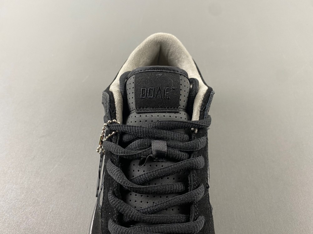 Division Street x Nike Dunk Low Lux “Oregon Black”HV1470-001