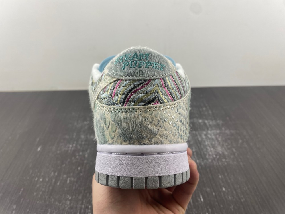 Nike Dunk Low DV0831-101