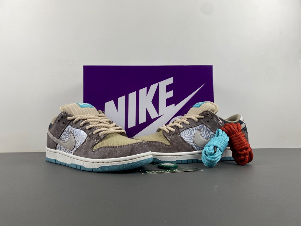Nike SB Dunk Low “Big Money Savings FZ3129-200