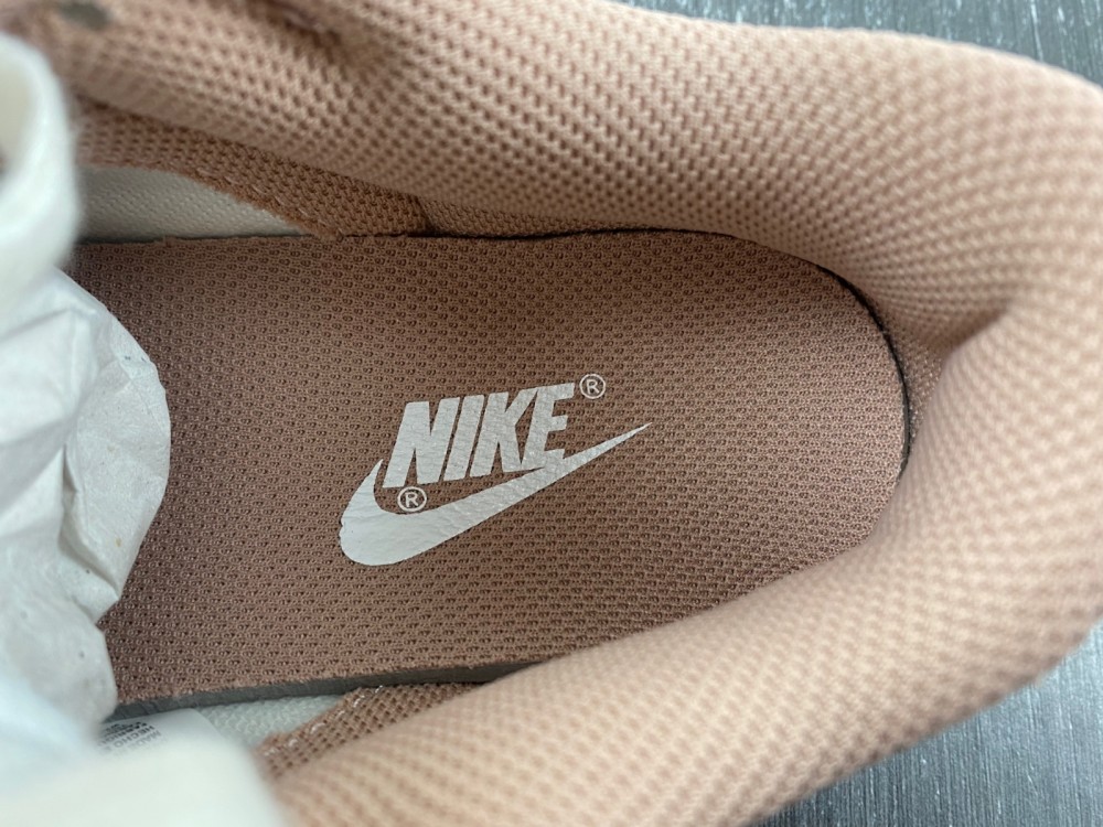 Nike SB Dunk Low DD1503-118