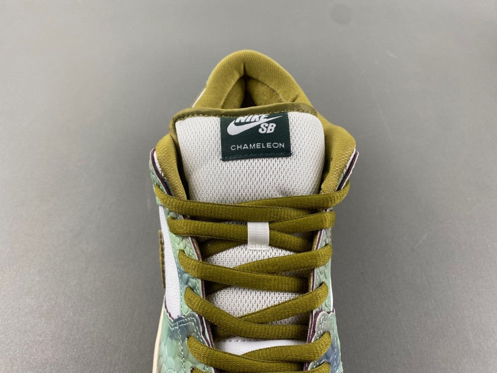 Alexis Sablone x Dunk Low SB